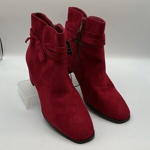 East 5th Red Suede Ankle Booties, size 8 wide, NWT